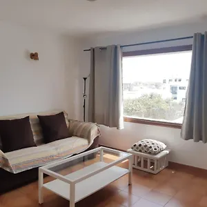 https://la-laja-9.in-canary-islands.com